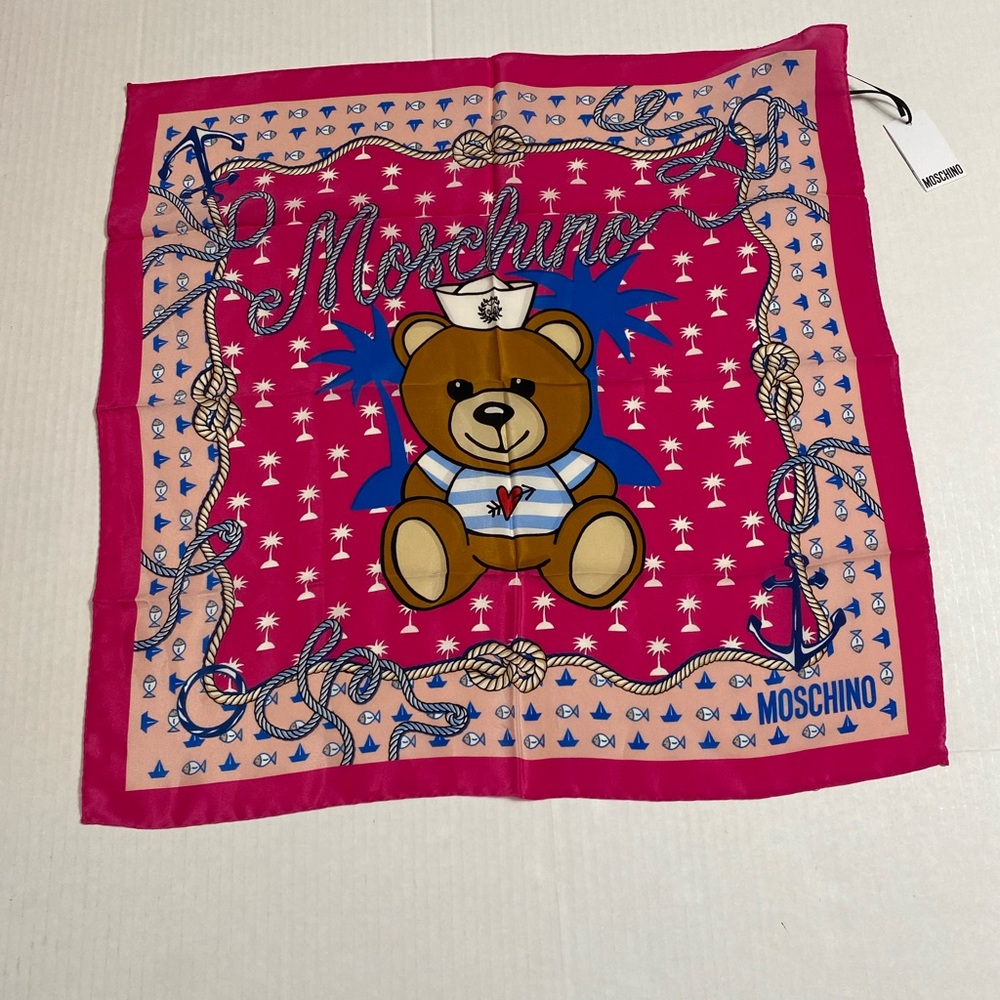 MOSCHINO SCARF